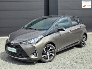 Toyota Yaris 1.5 Hybrid Bi-Color | Full Option |