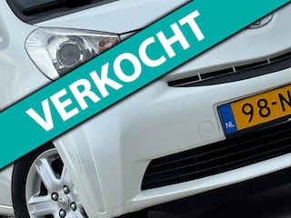 Toyota iQ 1.0 VVTi Comfort Automaat - Pearl White - 59dkm - Nieuwstaat