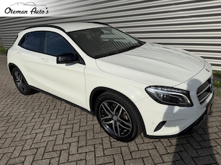 Mercedes-Benz GLA 200 Trekhaak Leder Night