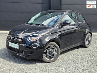 Fiat 500 RED 42 kWh | 7.600km! | Dealer Ond. |