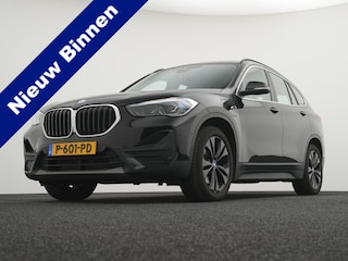 BMW X1 xDrive25e Executive Cruise | Head-Up | Lederbekleding | El. Achterklep | Stoelverwarming | Climate |