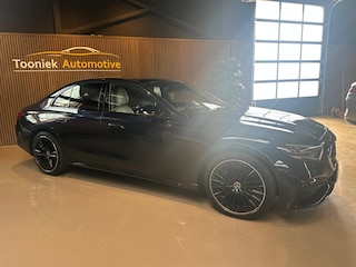 Mercedes-Benz E-klasse 300 e AMG Line Pano, Keyless, Full Options