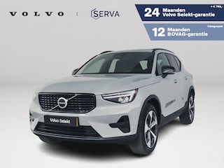 Volvo XC40 B4 Plus Dark | Panoramadak | Parkeercamera | Harman Kardon | Stoel- en stuurverwarming | Trekhaak
