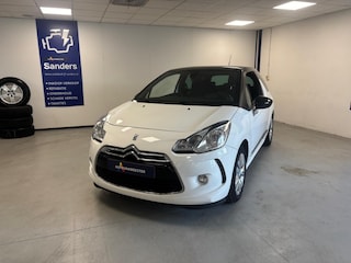 DS 3 1.2 So Chic zwarte hemel/clima