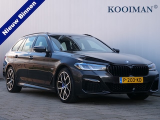 BMW 5-serie Touring 530e Business Edition Plus 292 Pk Automaat M-Sport / Navi / Leer / Pano-dak / DAB / Apple Carplay / Harman Kardon