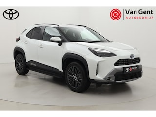 Toyota Yaris Cross 1.5 Hybrid AWD Adventure | Treeplanken | Dodehoek detectie | Head-up display | Apple Carplay / Android Auto | Parkeersensoren voor/achter | Stoelverwarming | 18 inch