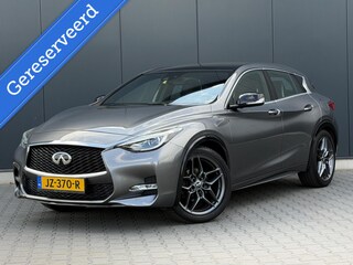 Infiniti Q30 S 1.6 Sport 2e Eig - Pano - Led - Bosé - Alcantara Hemel - Volle Uitvoering