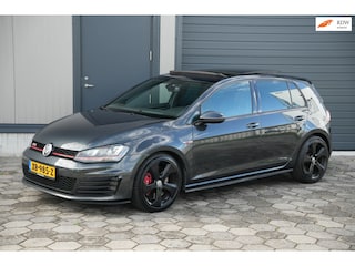 Volkswagen Golf 2.0 TSI GTI Performance DSG Pano Nieuwe APK!