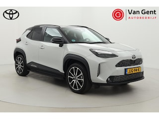 Toyota Yaris Cross 1.5 Hybrid 130 GR SPORT | Trekhaak | Treeplanken | Apple Carplay / Android Auto | Dodehoek detectie | Matrix LED | JBL | Head-up display | Stoel-/stuurverwarming | Verwarmbare voorruit | Leder/alcantara | Parkeersensoren voor/achter | Adaptive Cruise | Keyless | Camera | 18 inch