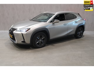 Lexus UX 250h First Edition Camera/Cruise/Prijs rijklaar incl 12 maanden bovag