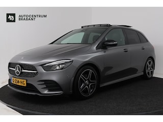 Mercedes-Benz B-klasse 180 Business Solution AMG (PANORAMADAK, STOELVERWARMING, CAMERA, NAVIGATIE)