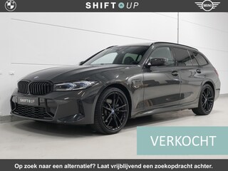 BMW 3-serie Touring 330e M-Sport | Panoramadak | 19"