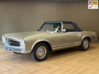 Mercedes-Benz SL 230 Cabriolet / 1964 Pagode (W113)