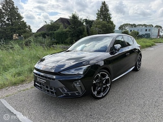 Cupra Leon 1.5 TSI e-Hybrid VZ Performance 272PK / Sfeer / Mem