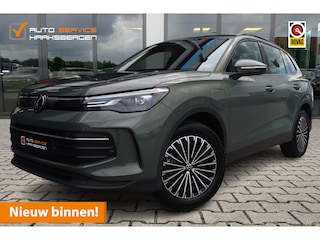 Volkswagen Tiguan 1.5 eHybrid Life | Trekhaak | Camera | ACC | Cipressino Grün |