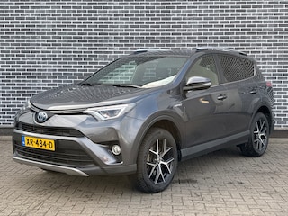 Toyota RAV4 2.5 Hybrid AWD Style Limited Automaat 197pk | Trekhaak 1.650KG geremd! | Parkeersensor voor en achter | Dealer onderhouden |