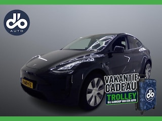 Tesla Model Y RWD SOH 94% I TREKHAAK I PANO DAK I ORG.NL + NAP + ZWART LEDER INTERIEUR