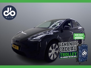 Tesla Model Y RWD SOH 94% I TREKHAAK I PANO DAK I ORG.NL + NAP + ZWART LEDER INTERIEUR