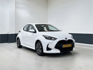 Toyota Yaris 1.5 Hybrid Active | Camera | Carplay/ Android Auto| | NL | 1 EIg|
