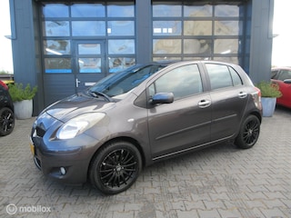Toyota Yaris 1.3 VVTi Aspiration 5drs Airco Cruise Trekhaak