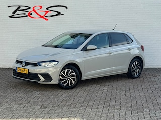 Volkswagen Polo 1.0 TSI Life Edition Carplay Camera Led verlichting Adaptieve cruise AllSeason banden