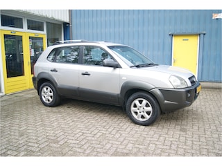 Hyundai Tucson 2.0i Active, Airco, Trekhaak, Nieuwe APK, MOOI!!!