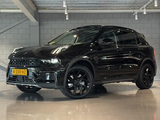 Lynk & Co 01 1.5 1.5 Plug-in Hybrid | PHEV | Panoramadak | 360 Graden Camera | Infinity Audio Systeem | Lichtmetalen Velgen 20 inch | Adaptive Cruise Control | Elektrisch bedienbare achterklep | Apple Carplay/Android Auto | Stoelverwarming | Achteruitrijcamera | Keyless E