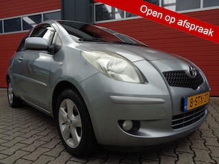Toyota Yaris 1.0 VVTi Sol,Airco,Keyless,Leuke auto!