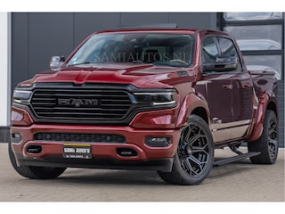 Dodge Ram LONGHORN | WIDE BODY | 5.7 V8 | BREDE WIELEN | BOM VOL | HUD | BRUIN LEDER | LUCHTVERING | PANODAK | RONDOM CAMERA | OPEN UITLAAT KLEP | ALARM | DUBBELE CABINE | 5 PERSOONS | CREW CAB DC | SPECIAL ONE | DEALER ONDERHOUDEN | Eerste eigenaar |