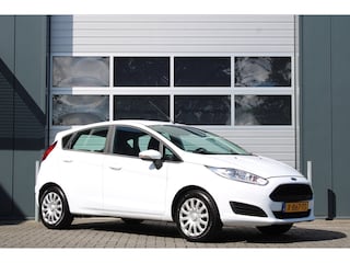 Ford Fiesta 1.0 Style Ultimate 5-Deurs Airco/Navi/Bluetooth/LED/RadioCD.USB/Elek.Ramen/C.V./Isofix/APK:30-01-2027