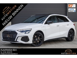 Audi A3 Sportback 40TFSIe Sline Pano Camera Maxton Keyless Stoelverwarming