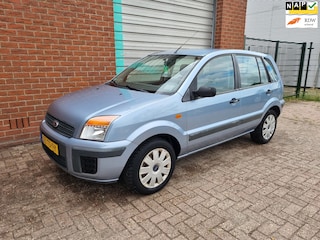 Ford Fusion 1.4-16V Comfort 5-Drs Airco! Bj:2006 NAP!