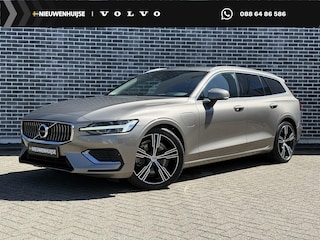 Volvo V60 2.0 T8 Recharge AWD Business Pro | Plug-in Hybrid (PHEV) | Trekhaak | Harman Kardon Audio | Achteruitrijcamera | Lichtmetalen Velgen 19 inch | Navigatie | Apple Carplay | BLIS | Cruise Control Adaptief