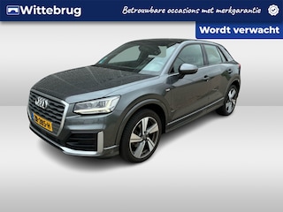 Audi Q2 35 TFSI CoD Sport S line Edition / S-Line Exterieur + S-Line Leder Interieur / Panoramadak / Achteruitrijcamera / Stoelverwarming / Keyless Entry /