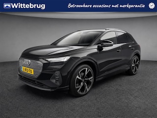 Audi Q4 35 170PK Launch edition Advanced Plus 55 kWh / Panoramadak / Zwenkbare Trekhaak / Warmtepomp / Achteruitrijcamera / Matrix LED / Stoelverwarming
