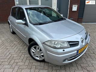 Renault Mégane 1.6-16V Tech Line / Clima / Cruise / PDC / Xenon / LM / NAP