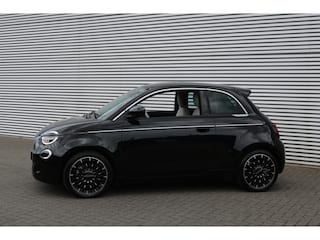 Fiat 500 3+1 La Prima By Bocelli 42 kWh (17.285Km!! Leder Carplay ACC JBL Camera Full-Led 17Inch Pdc V+A PrivacyGlass)