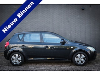 Kia Ceed cee'd 1.4 X-tra Net binnen-Nu al te bezichtigen