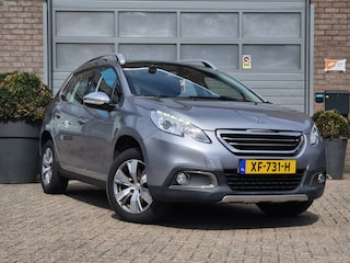 Peugeot 2008 1.2 PureTech Allure 4 seizoen banden/Panoramadak/stof-leder bekleding