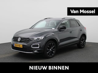 Volkswagen T-Roc 1.0 TSI Style Business | Apple Carplay / Android Auto | Stoelverwarming | Parkeersensoren | Climate Control |