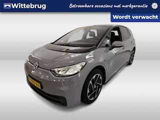 Volkswagen ID.3 Pro Edition Advantage 58 kWh / Navigatie / Achteruitrijcamera / Voorstoelen Verwarmbaar / 18''LMV