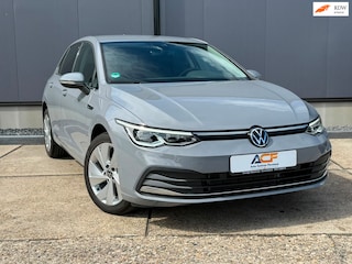 Volkswagen Golf 1.5 TSI Style DSG NARDOGREY camera navigatie carplay 1e eig.