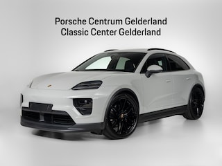 Porsche Macan 4