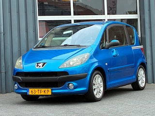 Peugeot 1007 1.6-16V Sesam Sporty Automaat Climatecontrole Trekhaak