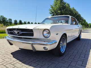 Ford Mustang HARDTOP V8 COUPE A CODE!