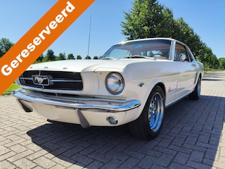 Ford Mustang HARDTOP V8 COUPE A CODE!