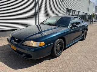 Ford Mustang USA 3.8 Coupé