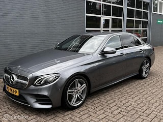 Mercedes-Benz E-klasse 200 Business Solution / AMG Line