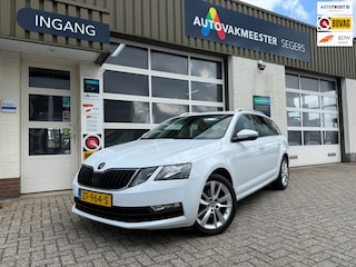 Skoda Octavia Combi 1.0 TSI Greentech Ambition Business|Carplay|Vol|