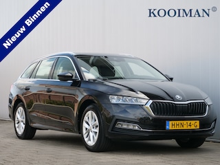 Skoda Octavia Combi 1.5 e-TSI Business 150 Pk Automaat Navi / DAB / Apple Carplay / PDC